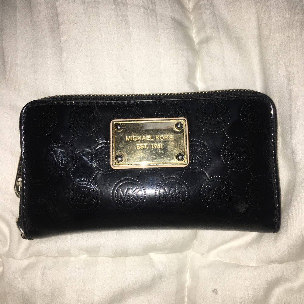 Authentic MK wallet